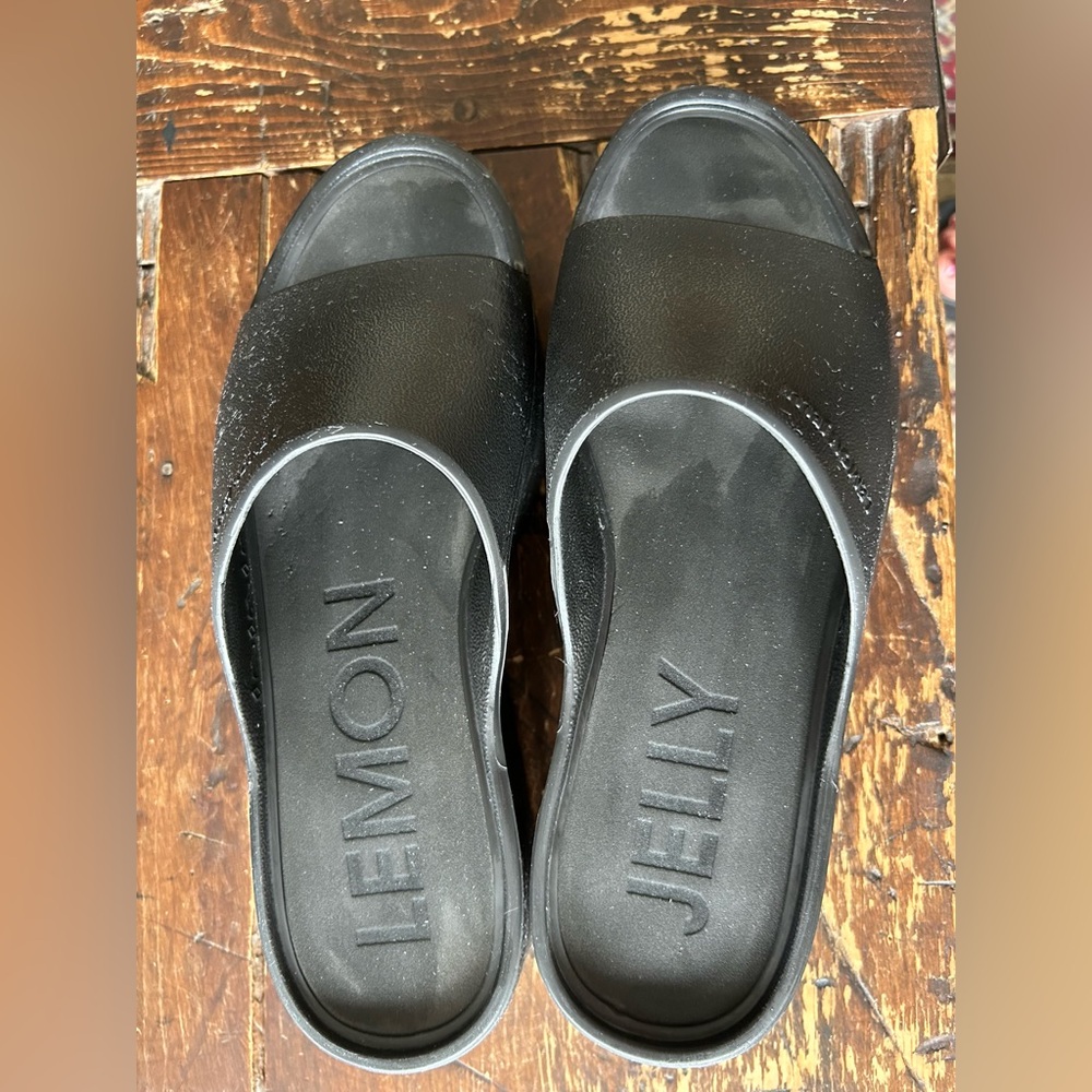 Black Sandals , Lemon Jelly .